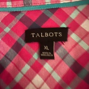 Long Sleeve Button shirt Great quality!